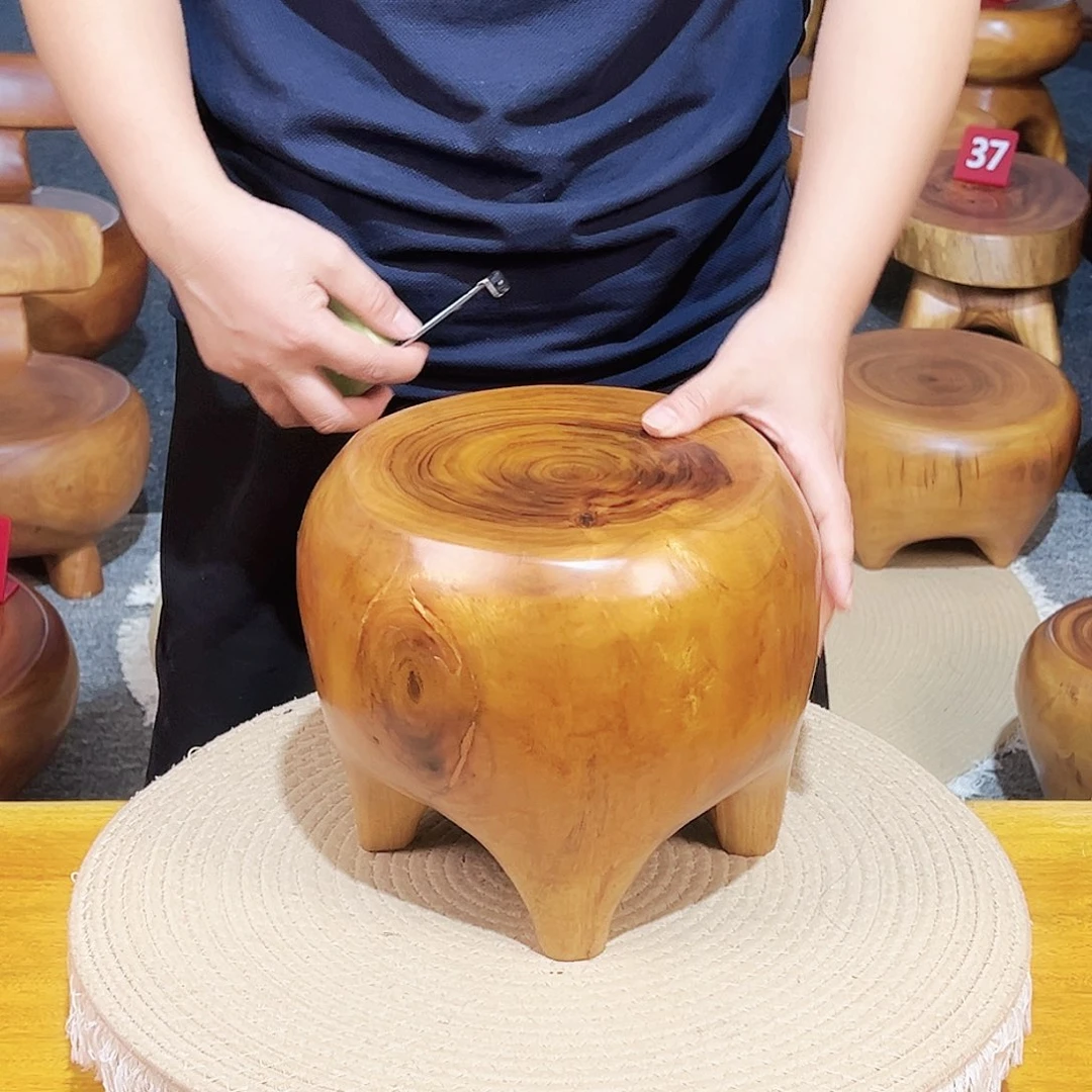 11 号香樟木尺寸：23-23-20cm