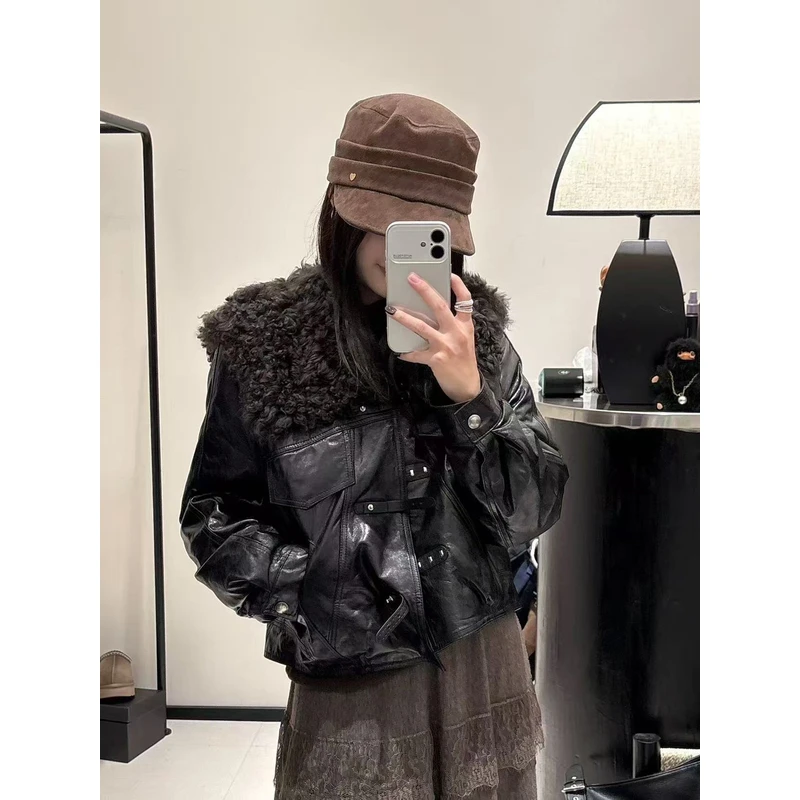 88101-37802 黑咖短款女士韩版皮衣鹅绒自留款鹅绒服外套