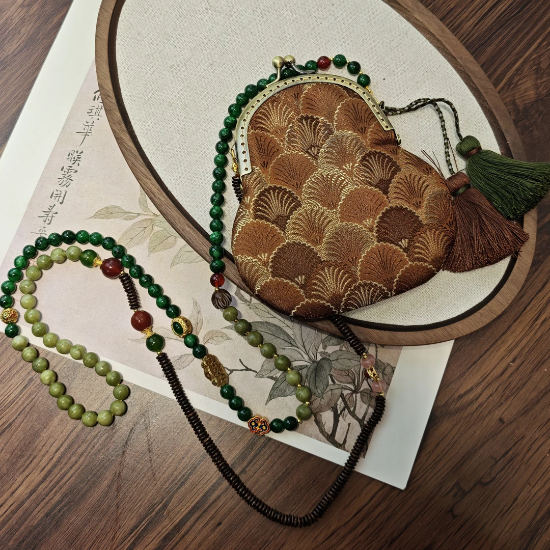 国风手工刺绣葫芦斜挎链包包新中式礼物可放银行复古背背链