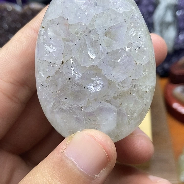 紫晶未镶嵌大型摆件（非配饰）