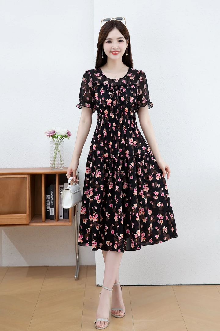 小红花 夏季显瘦连衣裙洋气圆领气质连衣裙印花遮肚长款收腰宽松