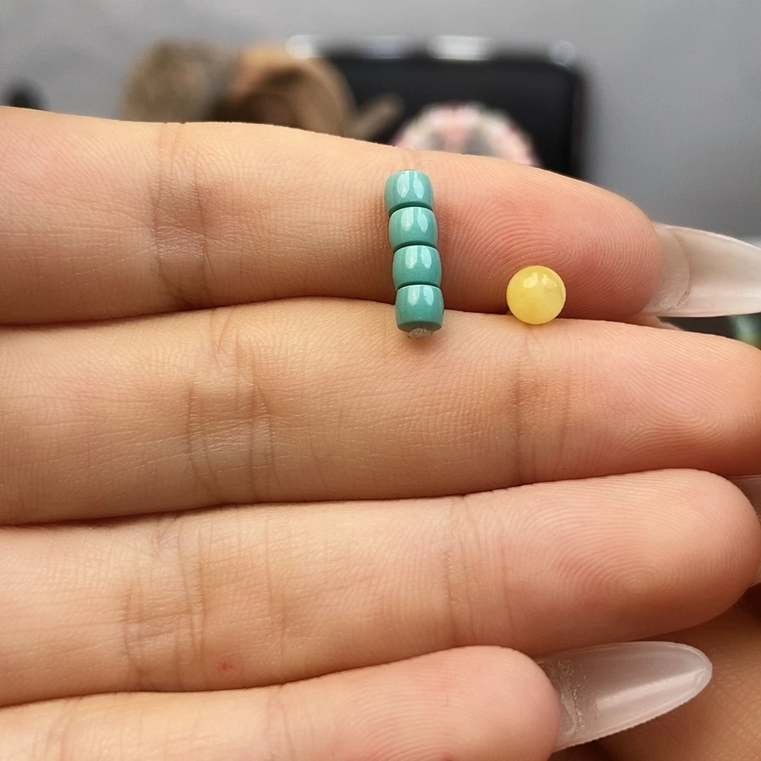 未镶嵌蜜蜡珠宝奇石