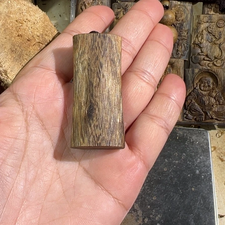 吊坠沉香白棋楠沉香吊坠4.8克