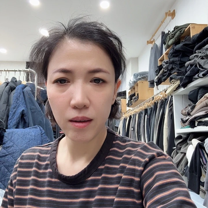 羊羔毛这么早还没有下班么