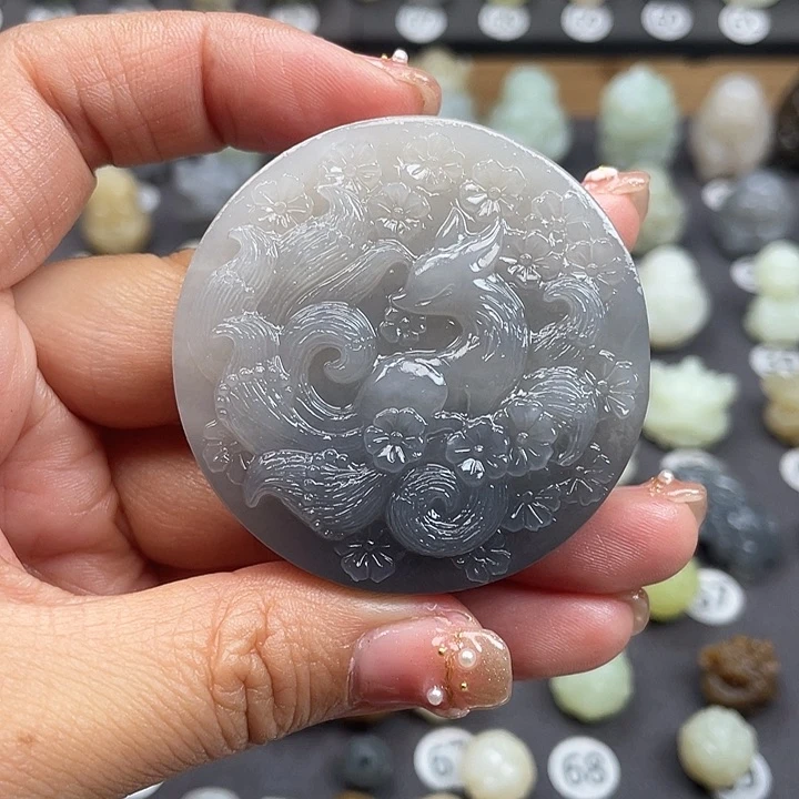 颈饰未镶嵌和田玉青海料烟紫九尾狐狸牌子定制