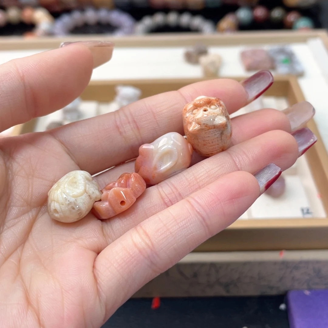 硅化珊瑚（珊瑚玉）手链未镶嵌?*363