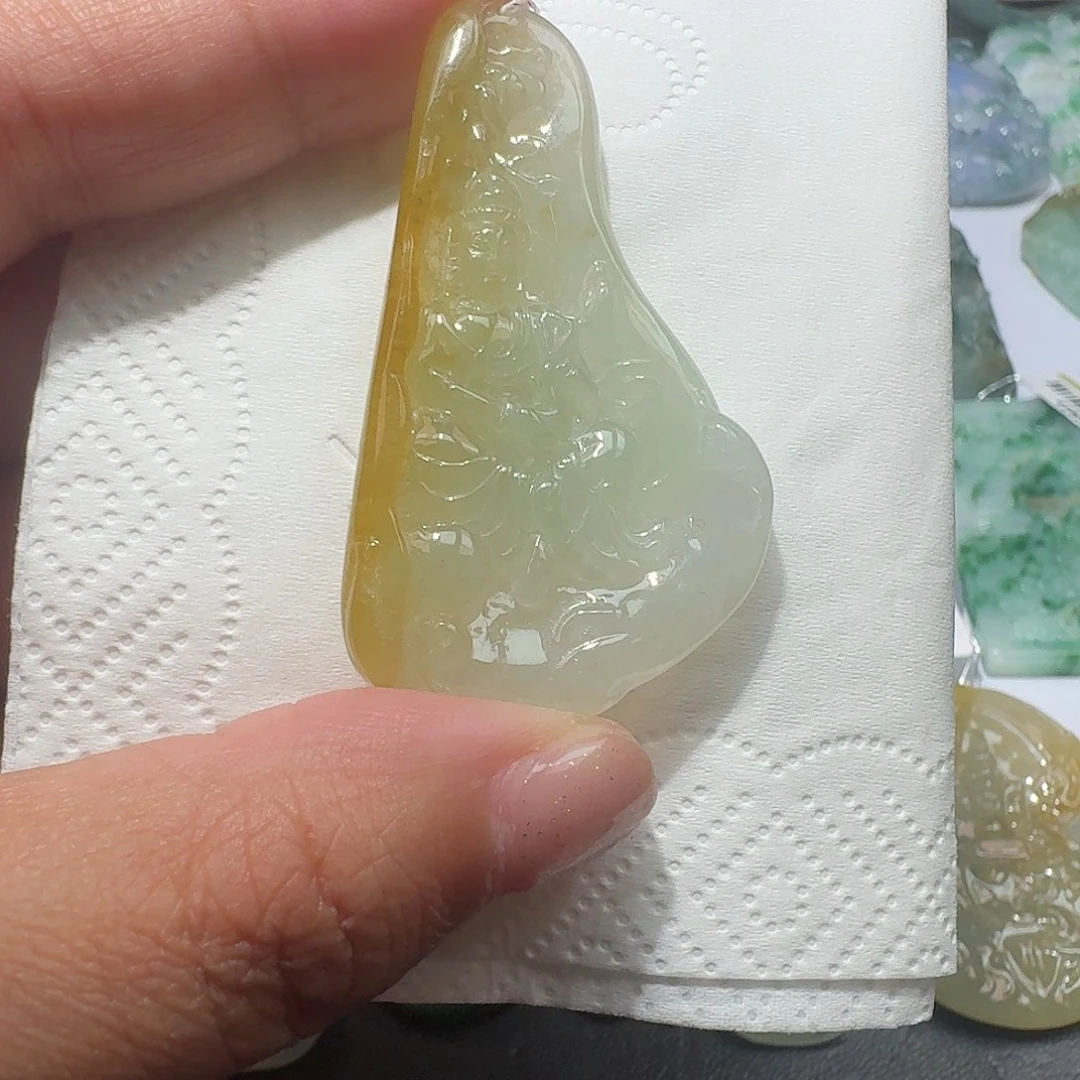 颈饰未镶嵌翡翠吊坠