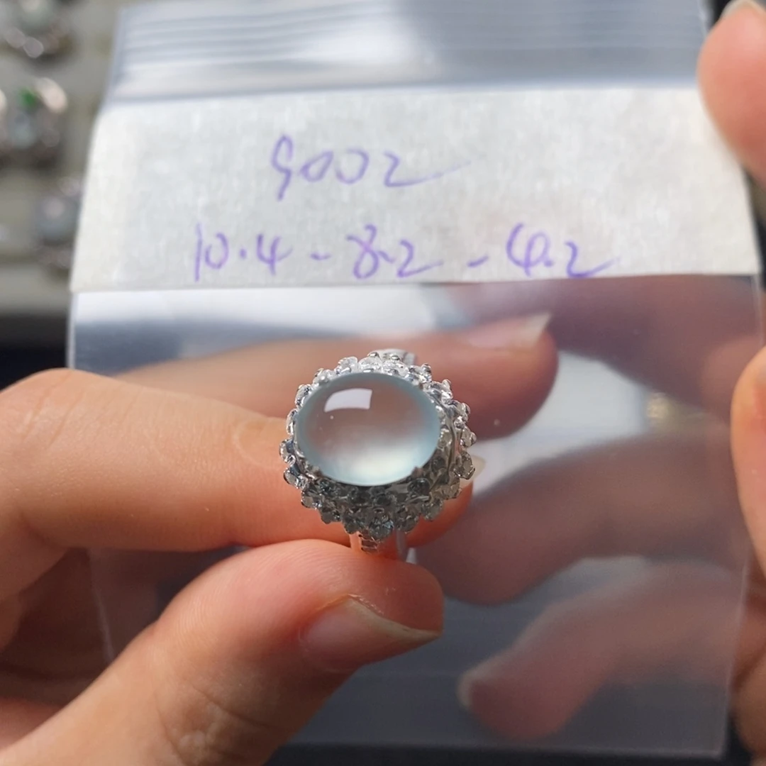 定制翡翠未镶嵌不退不换