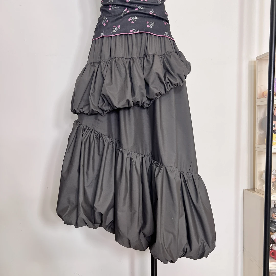 [ Caaa ] 小众灰色立体斜摆花苞半身裙