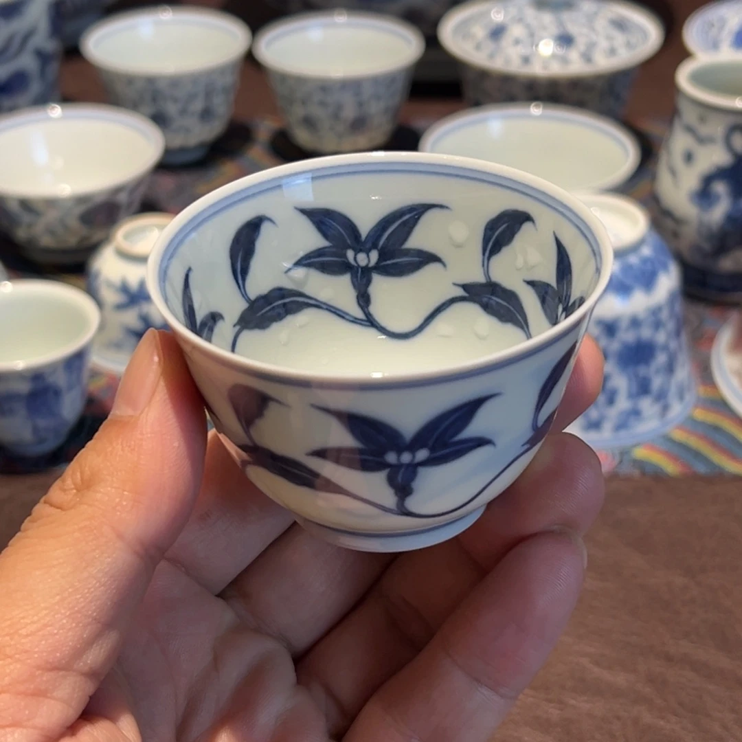 精品薄胎青花栀子花小撇口杯口径约6.7厘米
