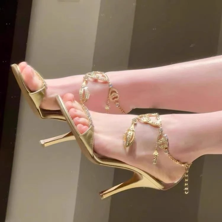 【FBZN官方正品】2025新款夏季吊坠水钻凉鞋女细跟名媛高级感金色