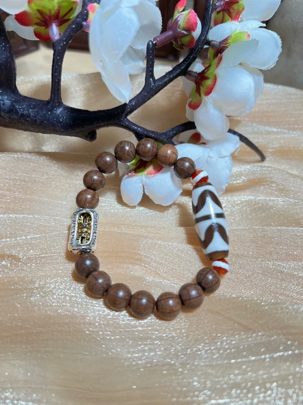 《玥玥饰品》好运常伴，牙牙解岁0111