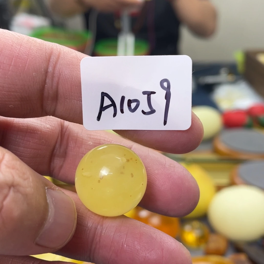 手链琥珀未镶嵌多样性发，发其中一件