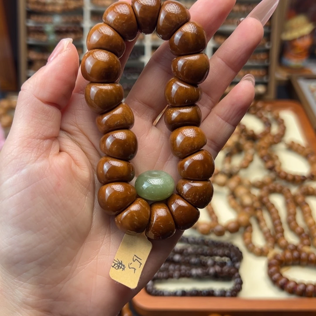 *****把件库克绿扣子上串