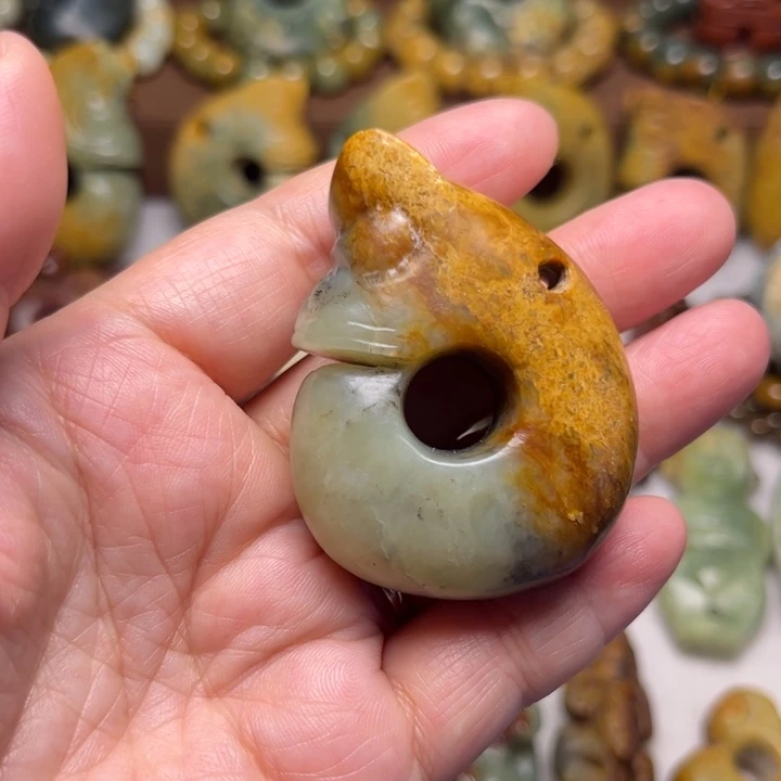 m***美岫岩河磨玉（透闪石质玉）未镶嵌珠宝奇石