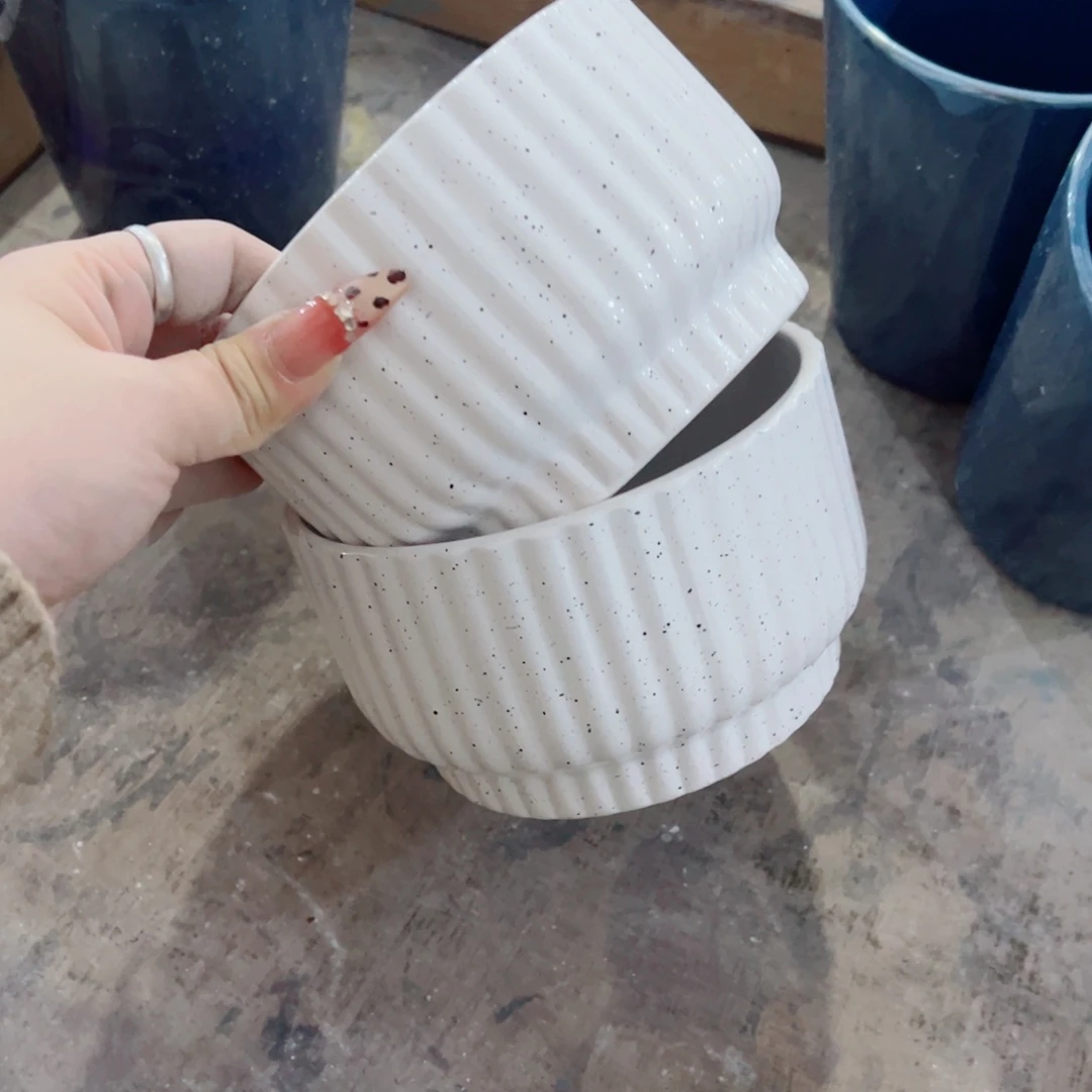 有孔，陶瓷花盆满10米包邮发货