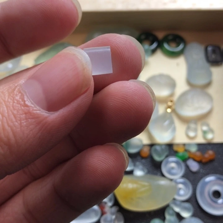 定制翡翠未镶嵌挂件