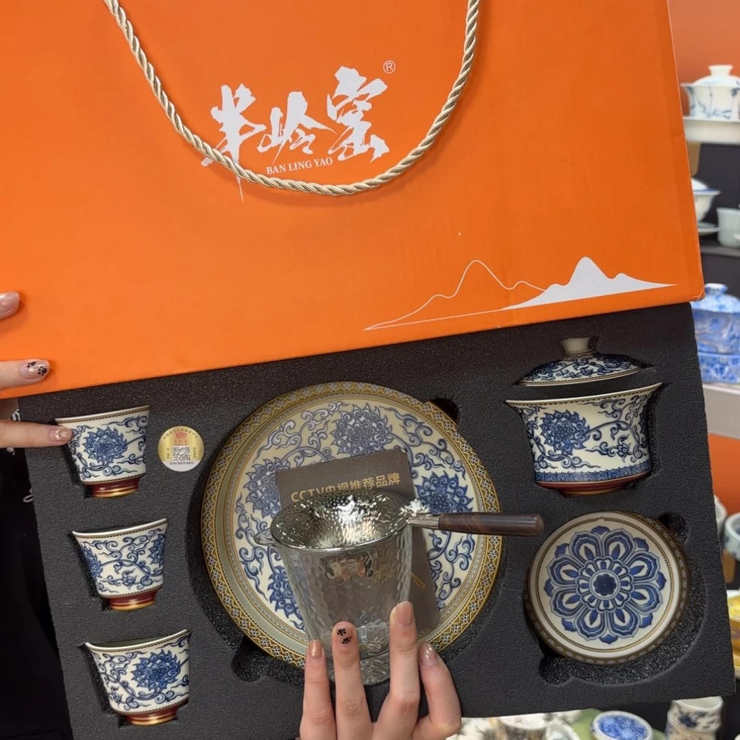 悬停车辆和车上乘客