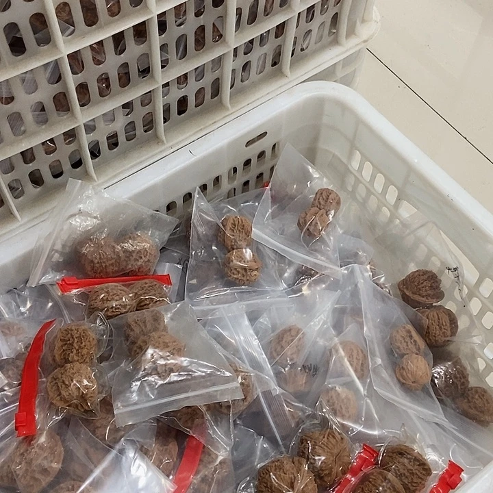 吊坠文玩核桃六对瑕疵