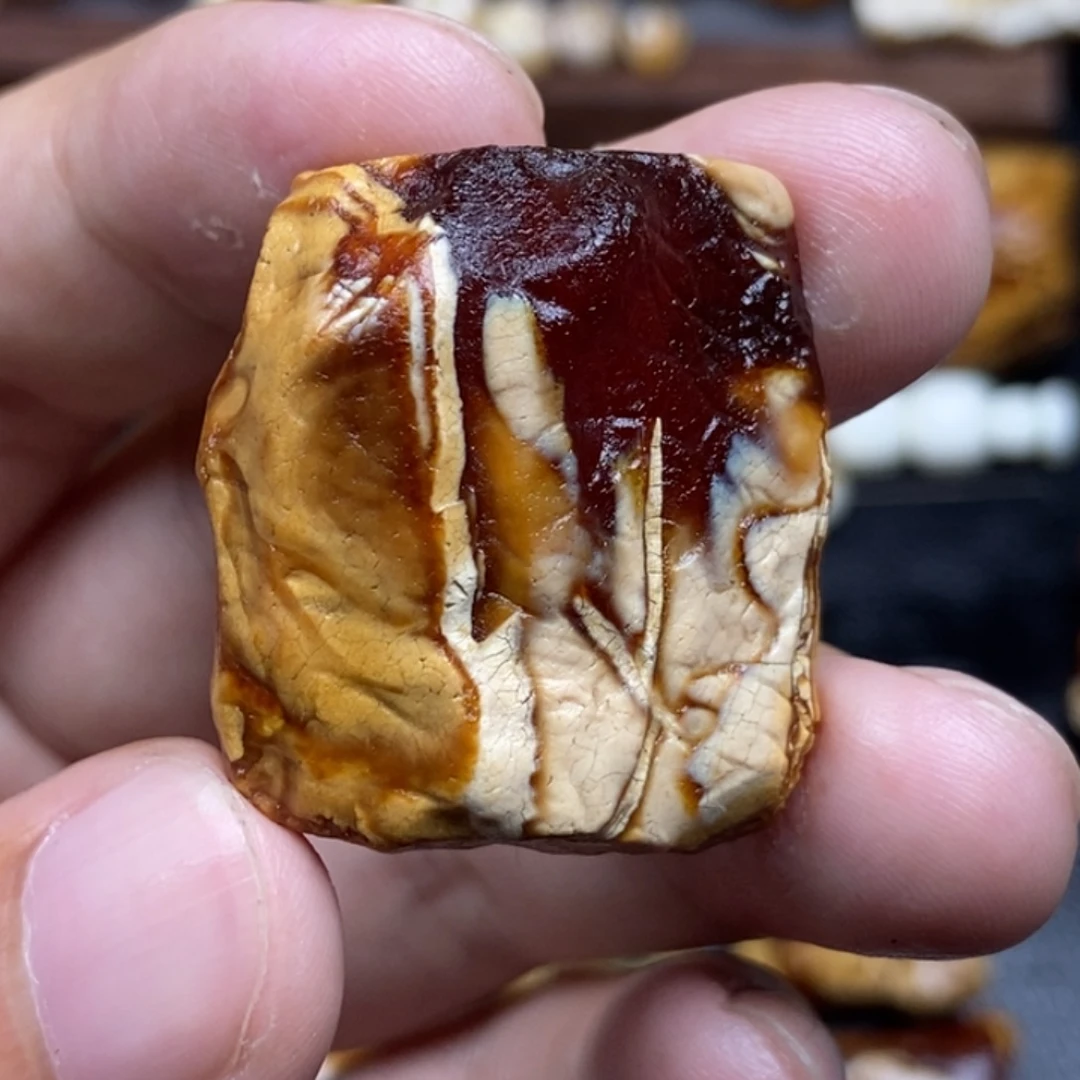 定制琥珀未镶嵌定制琥珀