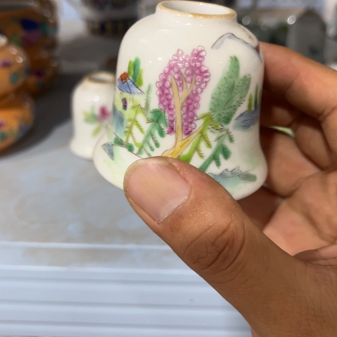 盖碗摆件等各种工具进行操作