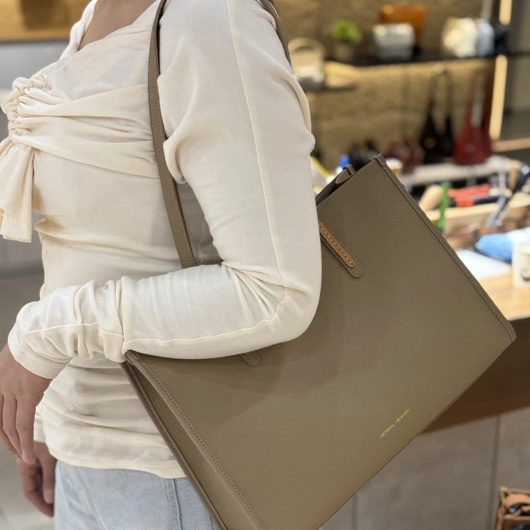 食草堂 时尚百搭单肩包 南风