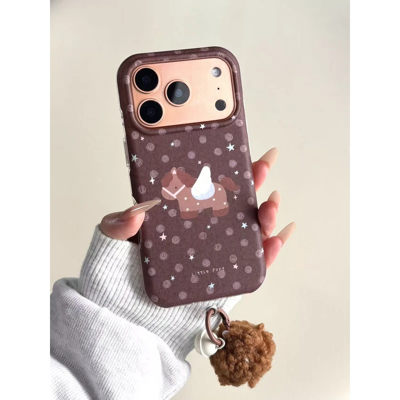 焦糖星星波点小马带挂饰适用于iphone17promax苹果磨砂手机壳保护