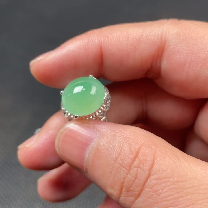 翡翠未镶嵌颈饰缅甸天然翡翠