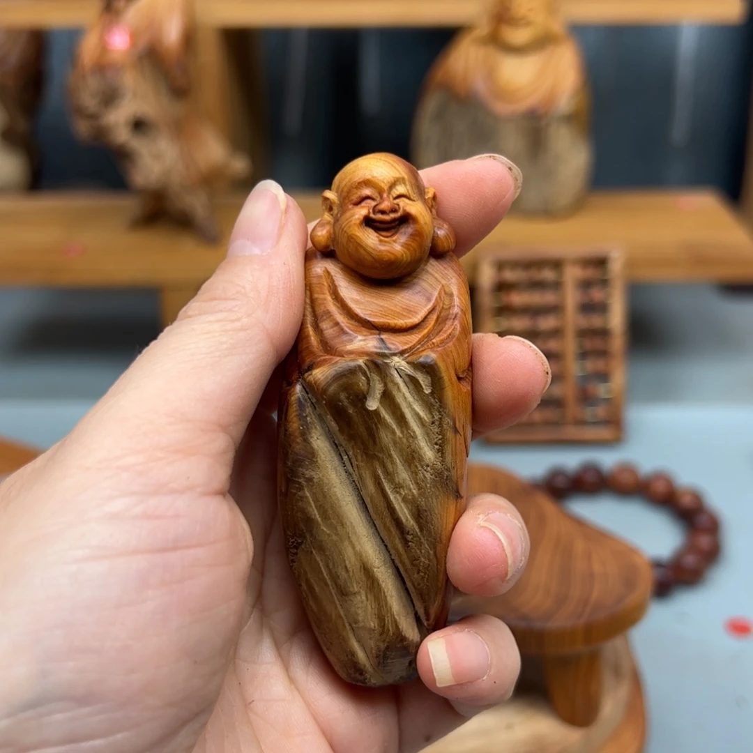 星***⑧木崖柏木摆件手把件