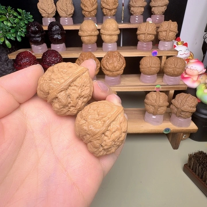 灵***轩吊坠文玩核桃35尺寸箭毒蛙