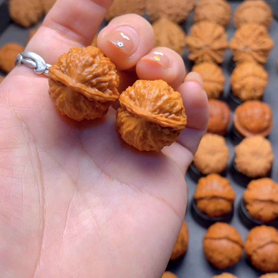 核桃文玩把件小包子