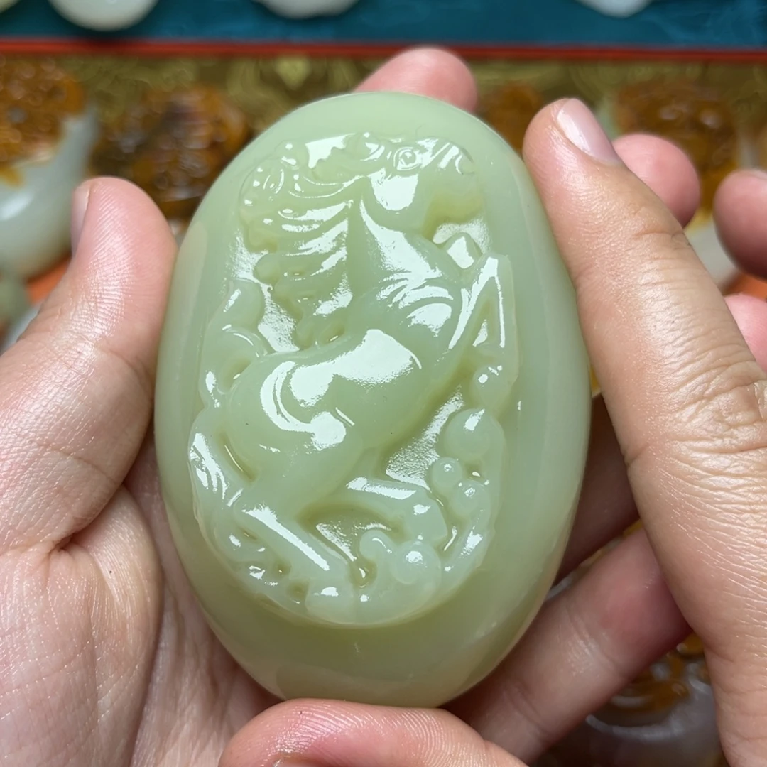 石材天然方解石手把件不退换