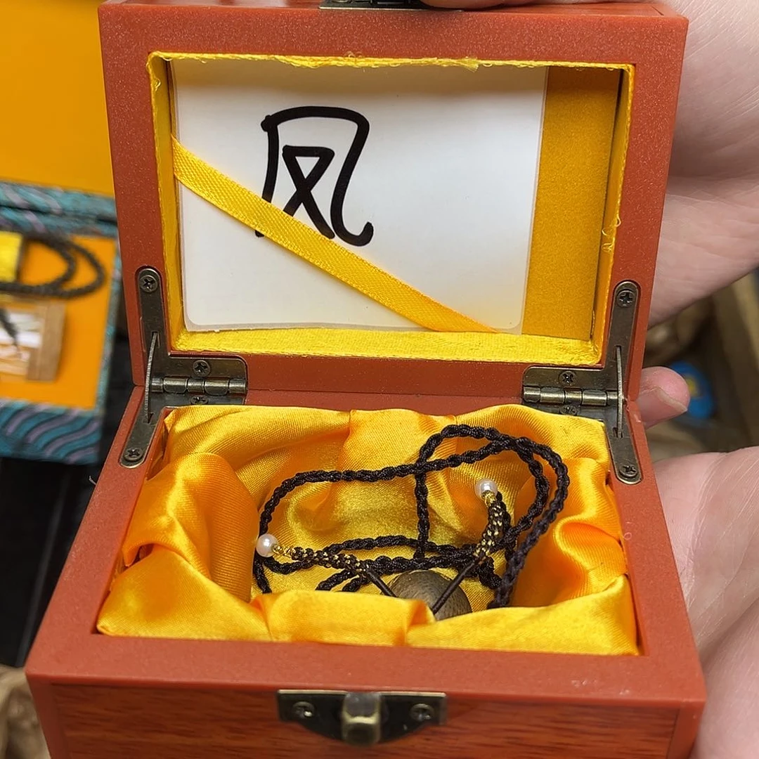 大叶紫檀（黑酸枝木类）