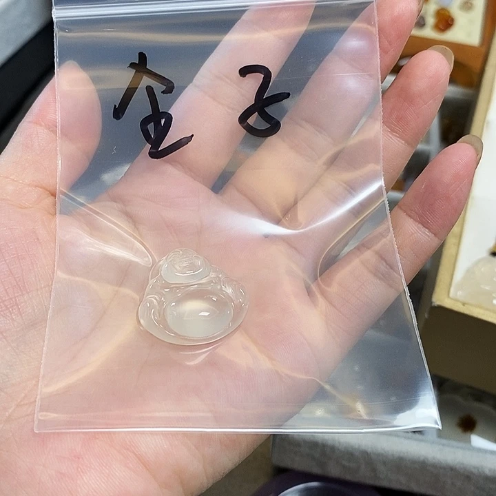 金***子未镶嵌玛瑙/玉髓珠宝半成品