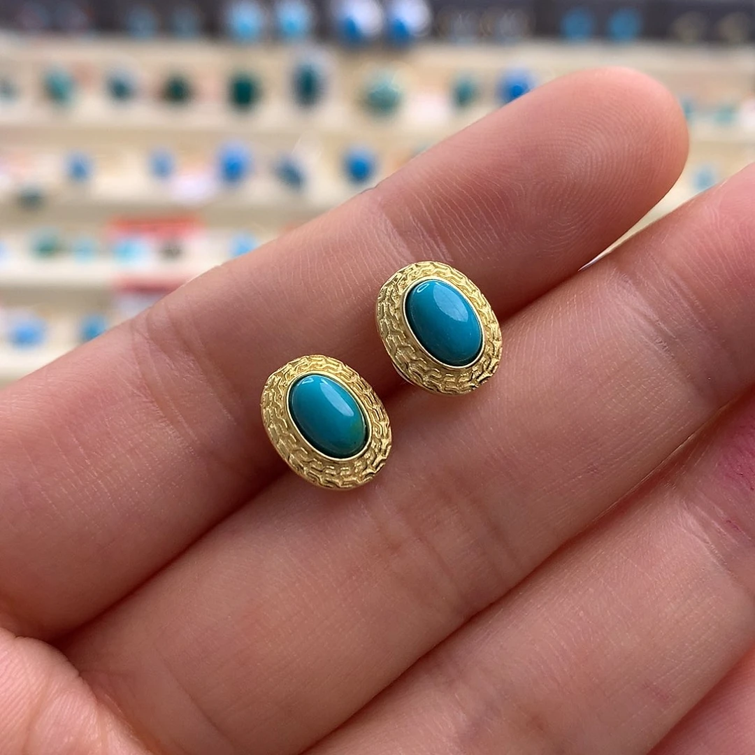 未镶嵌绿松石耳钉