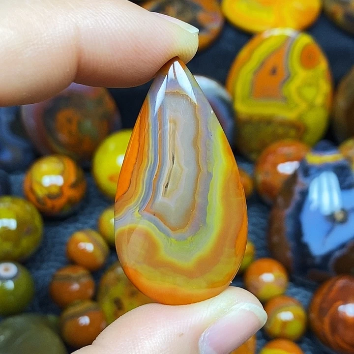 玛瑙/玉髓未镶嵌颈饰
