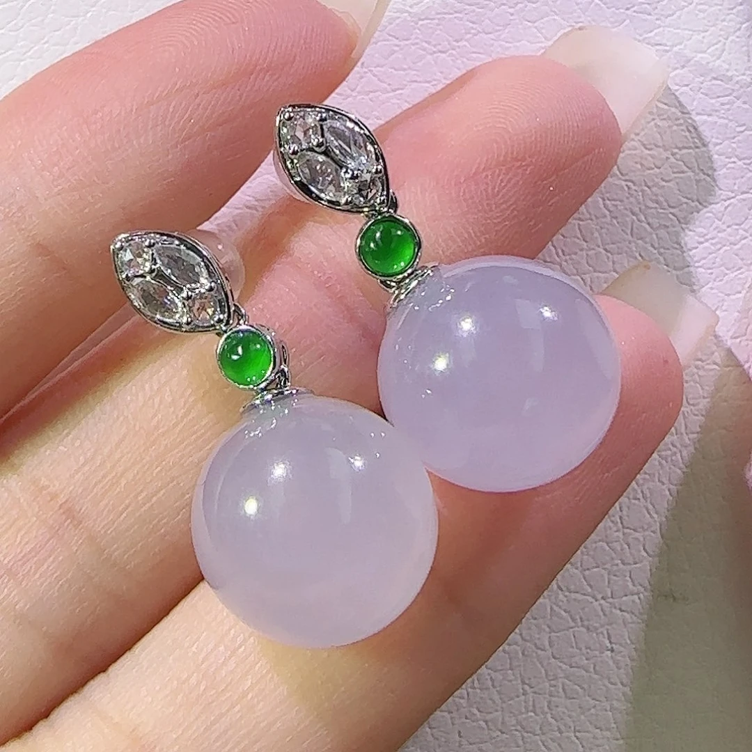 颈饰18K金镶嵌翡翠