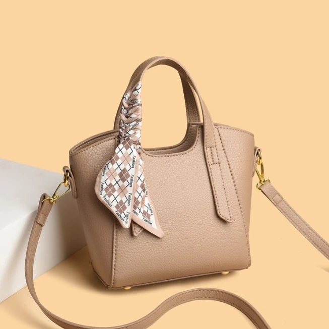 【长25宽12高20】时尚经典复古小众斜挎包8421