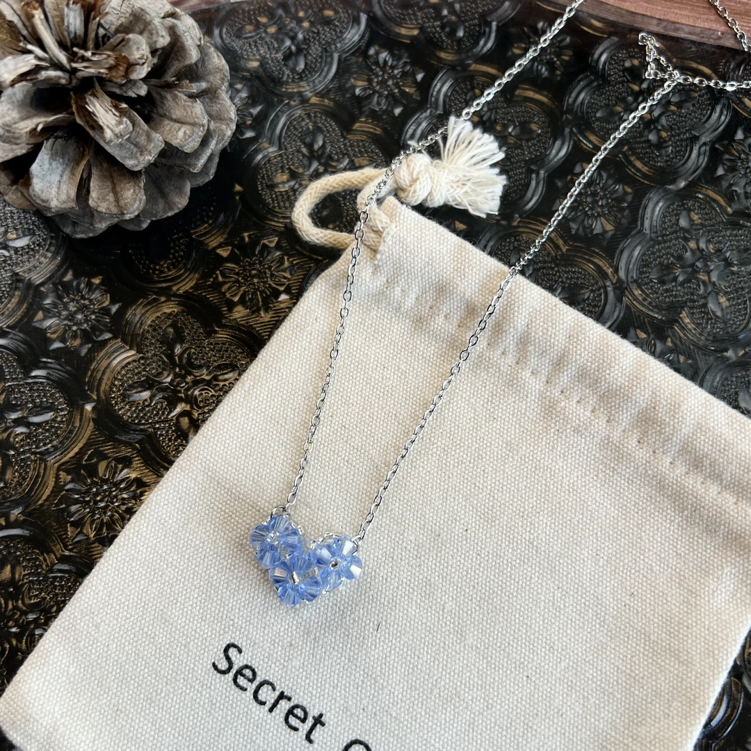 铜合金项链 小众设计蓝色编织爱心项链AH032