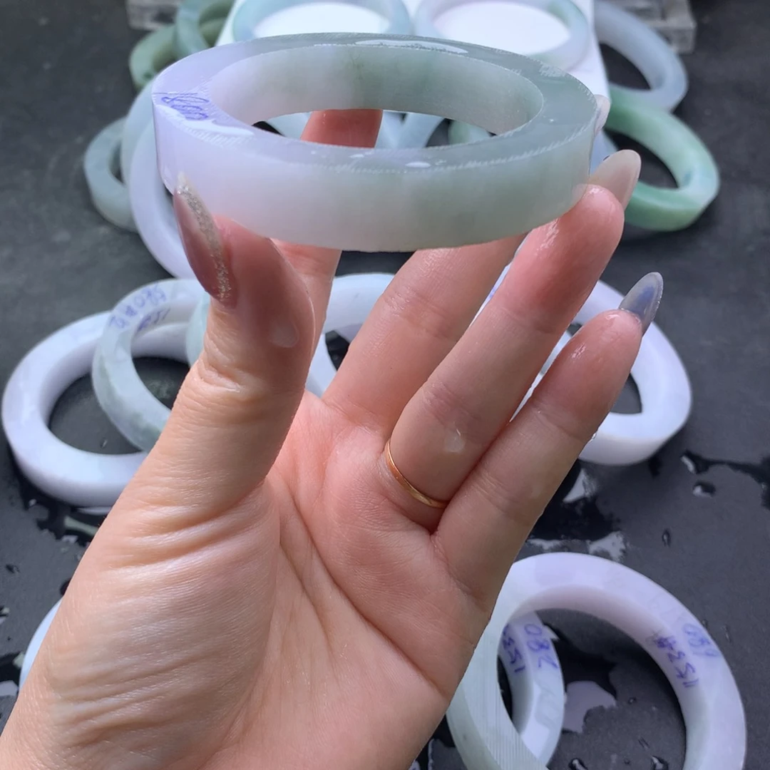 【闪购商品】未镶嵌手镯定制翡翠