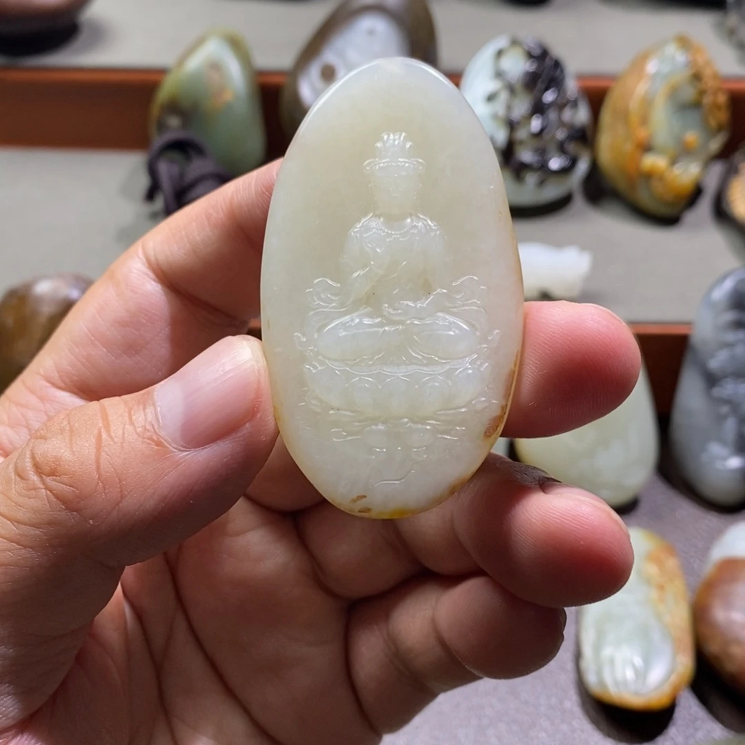 Z***1未镶嵌和田玉挂件