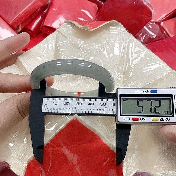 翡翠手镯未镶嵌149
