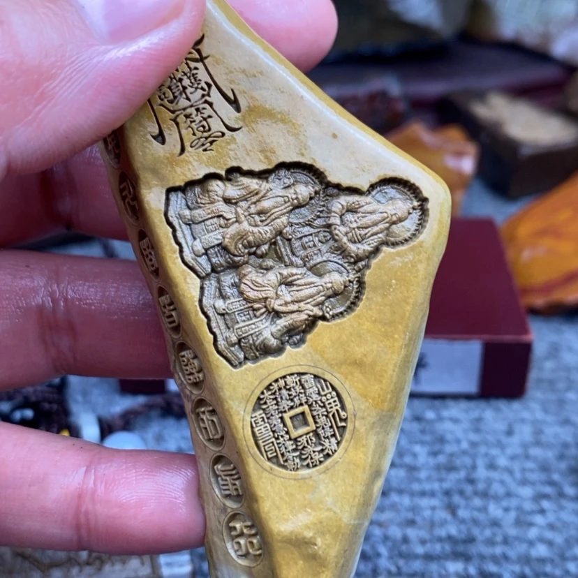 【闪购商品】原石雕刻手把件