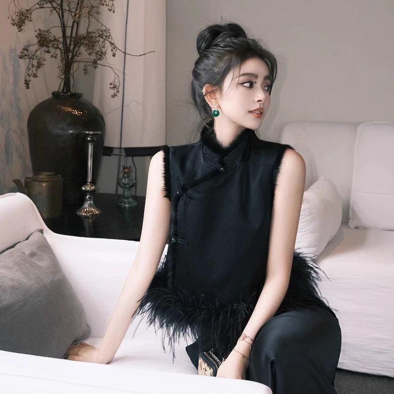 "鸢尾羽影"新春国风系列升级版填充新中式马甲