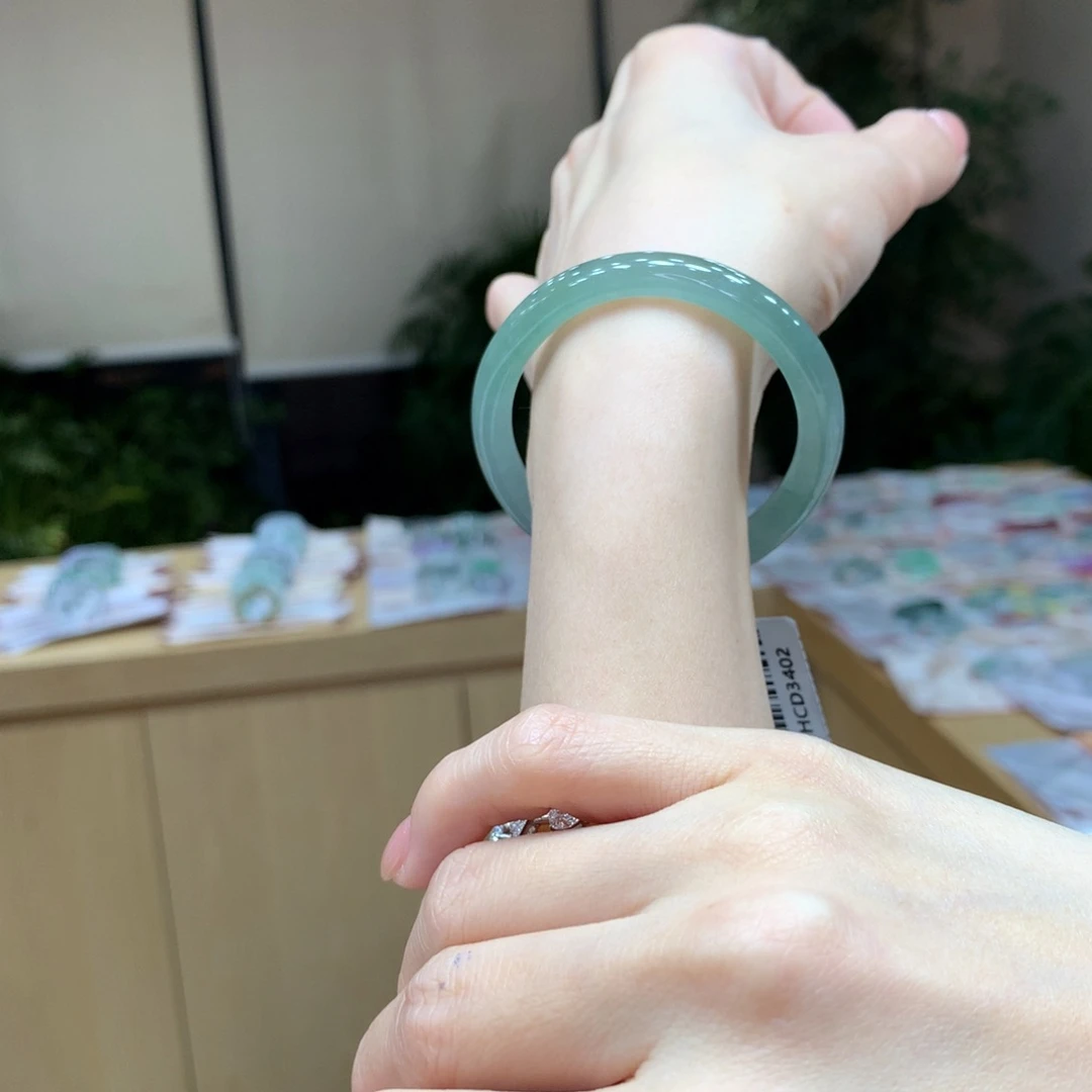 未镶嵌手镯翡翠不退不换
