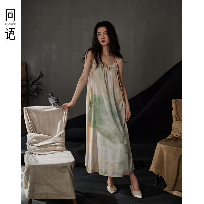 同语睡裙女款25新款夏季冰丝凉感吊带性感睡裙带胸垫睡衣家居服夏