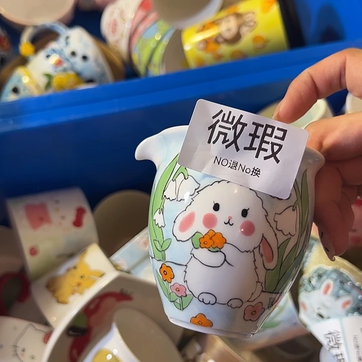 摆件不退不换卡通手绘高温釉下彩