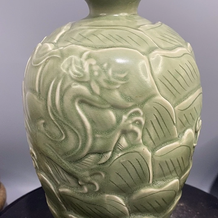 越窑梅瓶造型独特