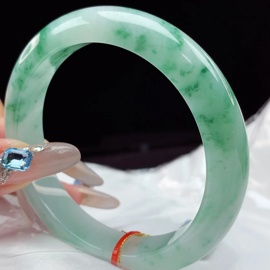 翡翠手镯未镶嵌58圈4388