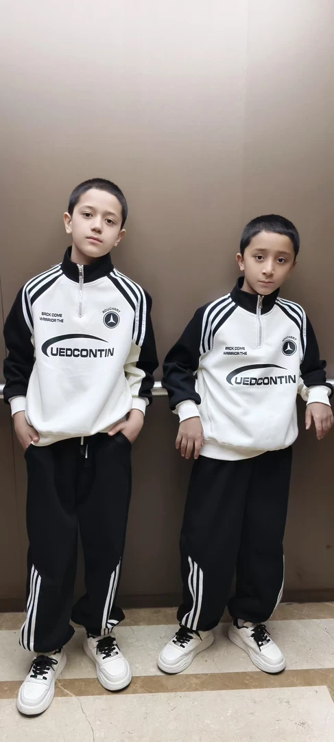 2025年新款男女同款童装运动两件套长袖春秋时尚休闲拼接立领